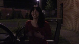 Une Grosse Envie!!! Blowjob et Ejac Sur un Parking Public