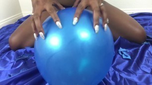 Kassey Starr Nail Balloon Pop