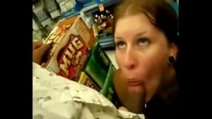 Amateur Blowjob in the Soft Drink Aisle