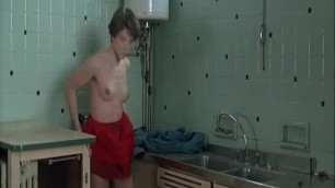 JULIETTE BINOCHE NUDE (Only Boobs Scene)